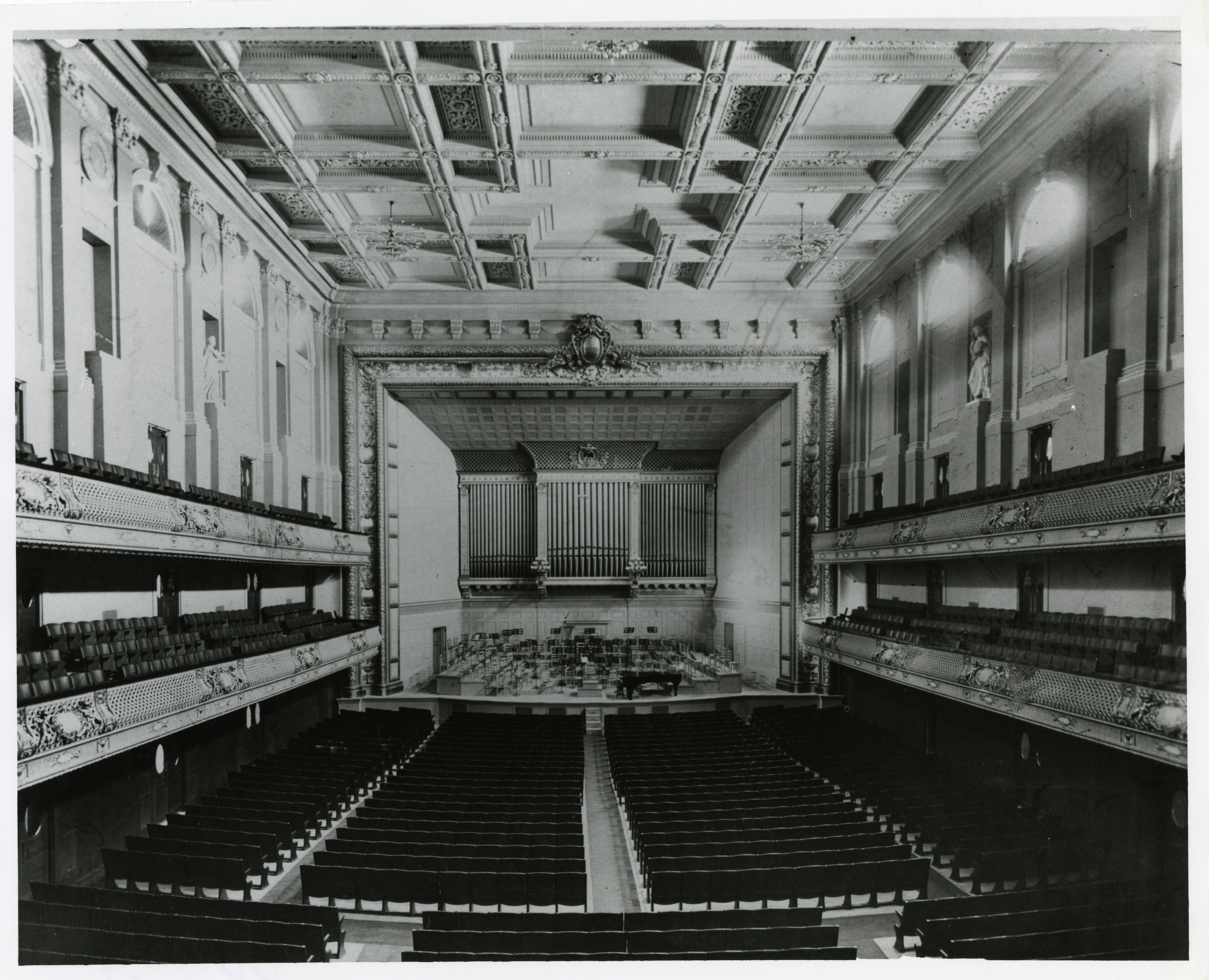 Symphony Hall in Boston - a landmark in architectural acoustics