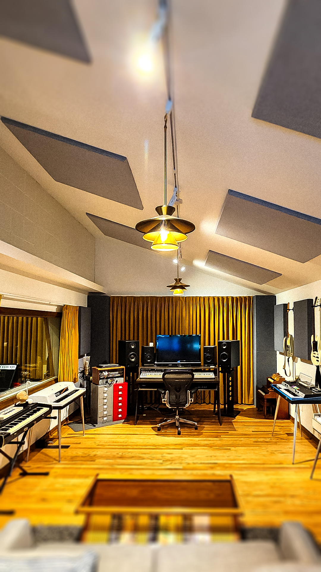 Audimute Treatment of Silas Hite's Studio